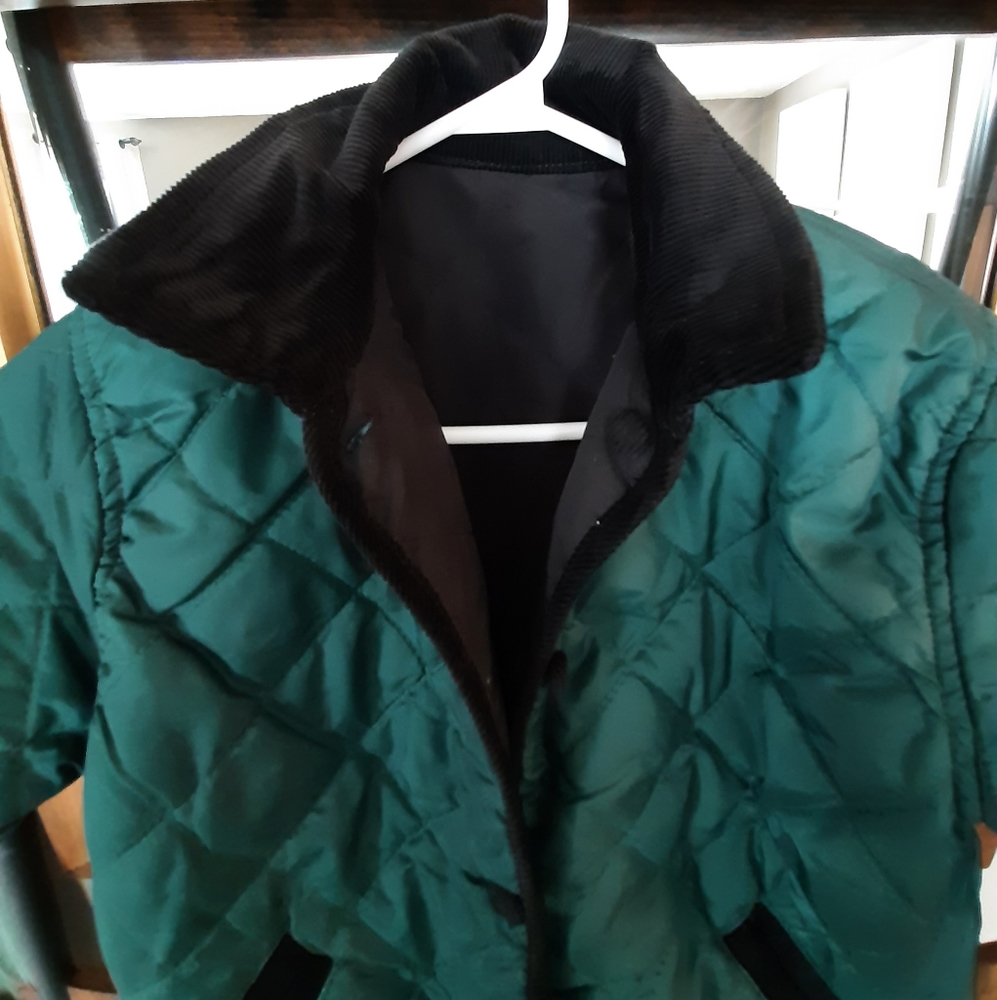 Girls Reversible Barn Jacket size 8 in Green/ Black